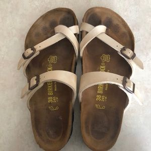 Mayari Birkenstocks